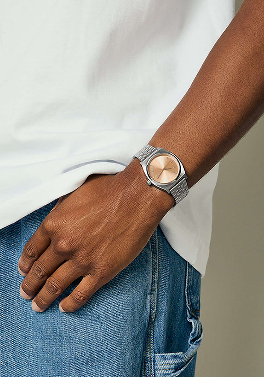 Time Teller - Silver / Coral View 8