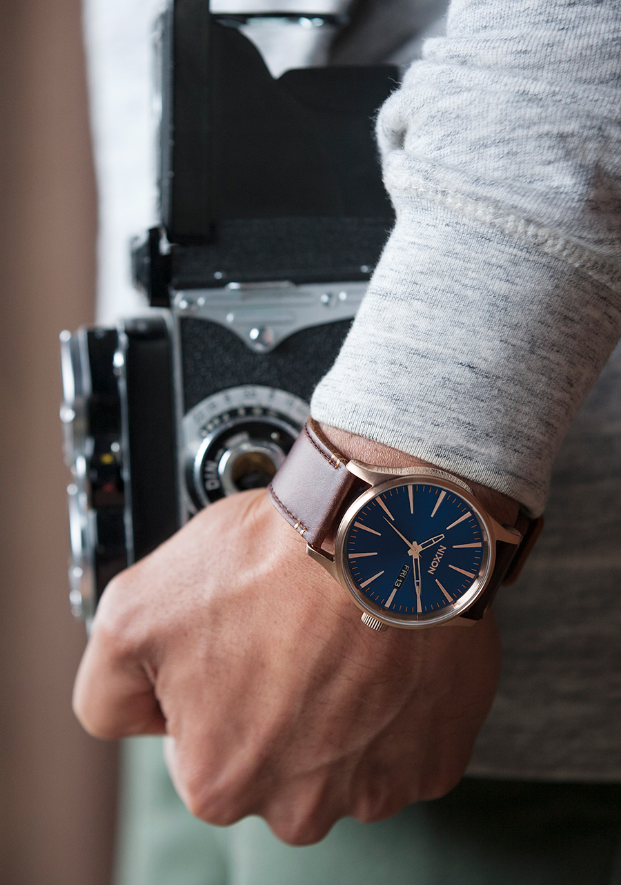 
Nixon Sentry Leather Watch - Analog - Rose Gold / Navy / Brown - View 6