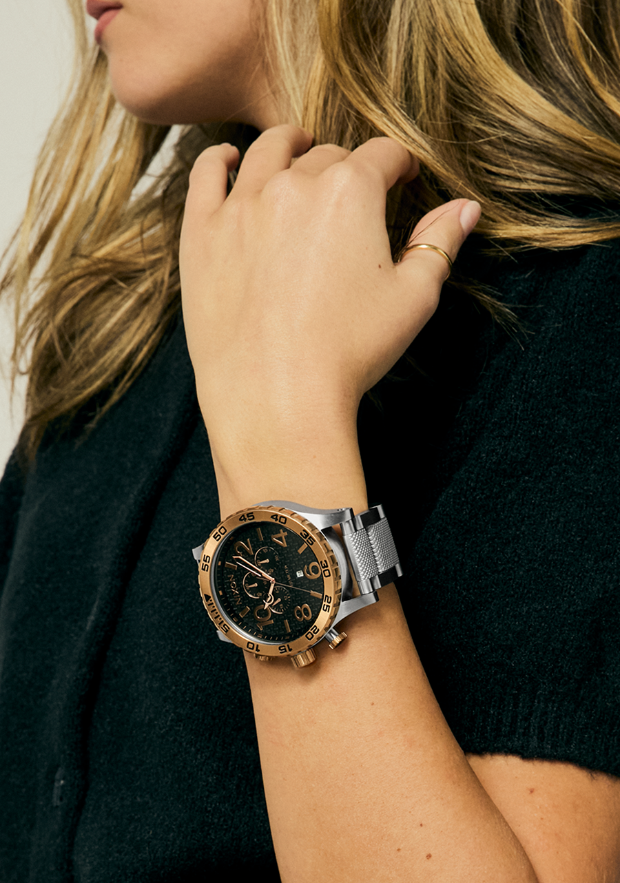 51-30 Chrono - Silver / Rose Gold / Black View 10